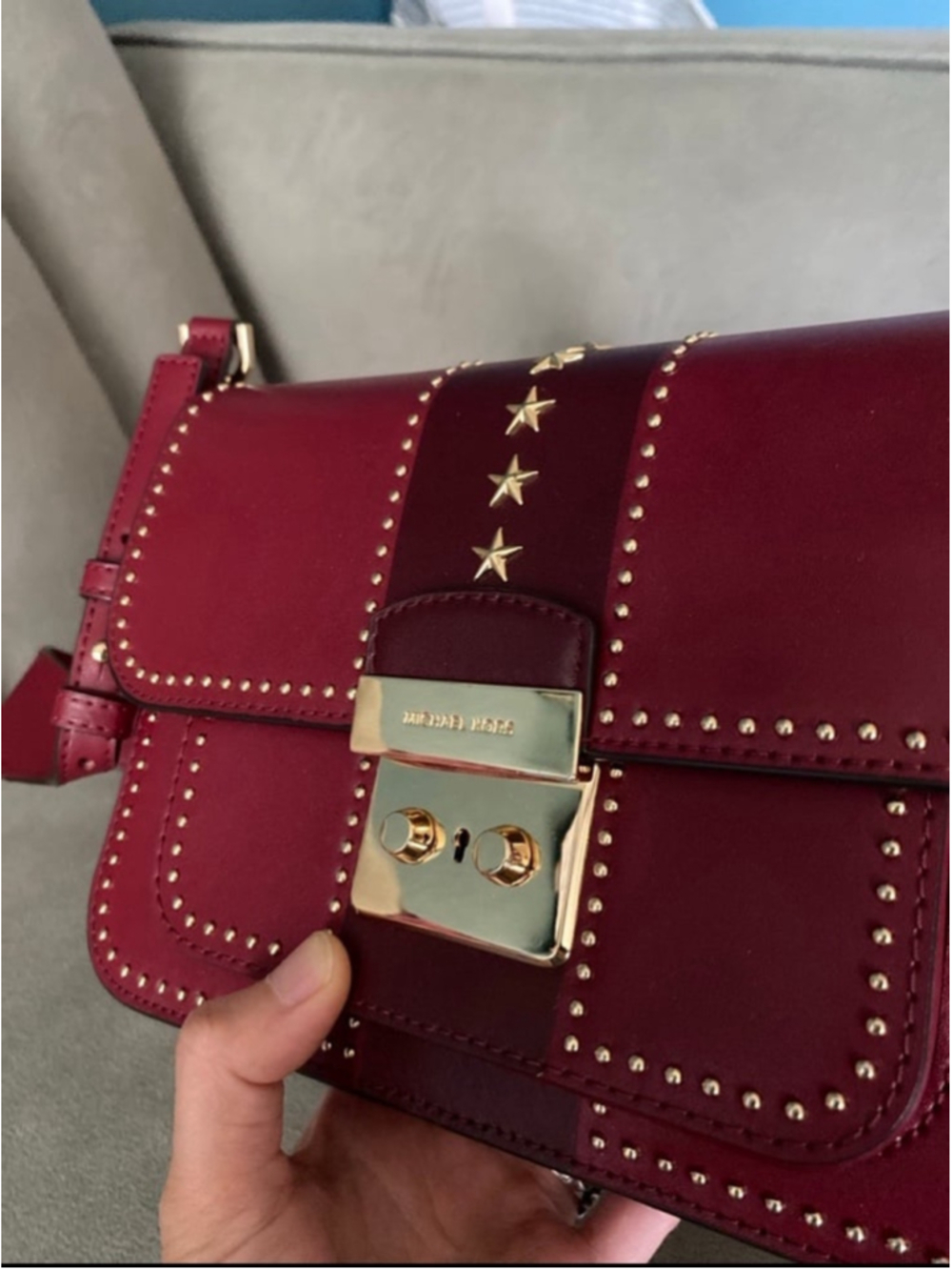 NWOT Michael Kors Sloan Editor Shoulder Bag – Red Leather with Gold Star Studs - Picture 2 of 9
